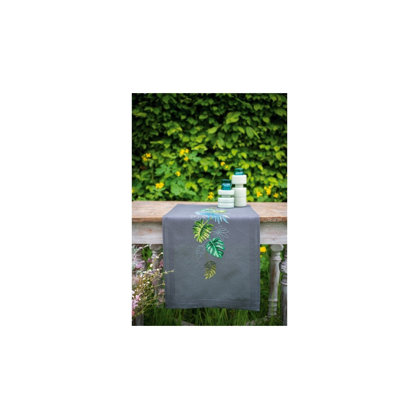 Vervaco Table runner kit Botanical leaves 2