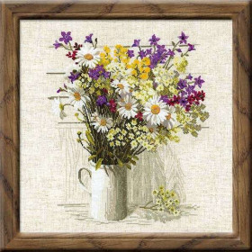 Riolis Stickpackung ‚Lila Blumen In Vase‘ – Komplettes Set Mit Garn, Stoff, Nadel & Anleitung (Zählmuster)