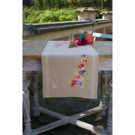 Table runner kit Violets