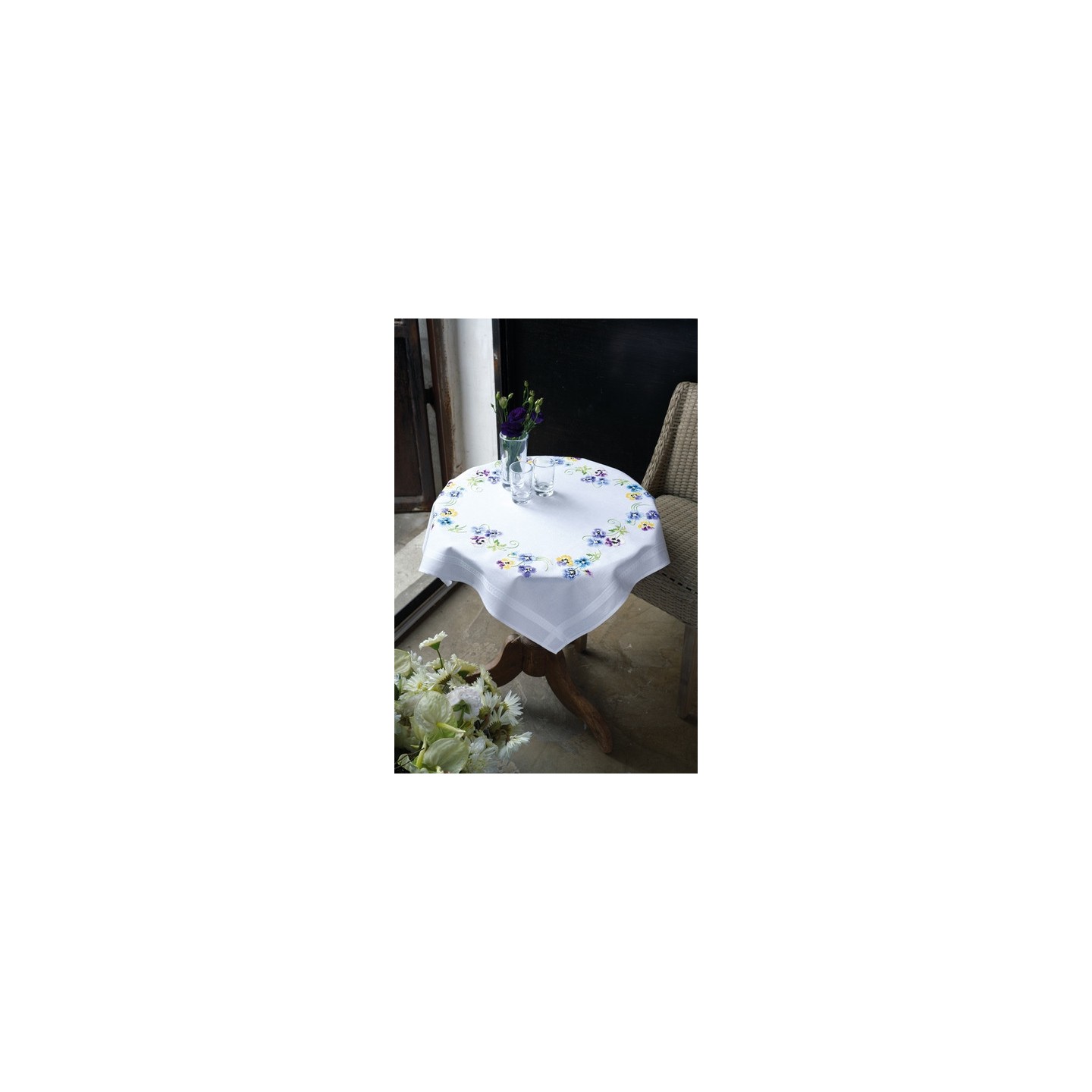 Tablecloth kit Pretty pansies