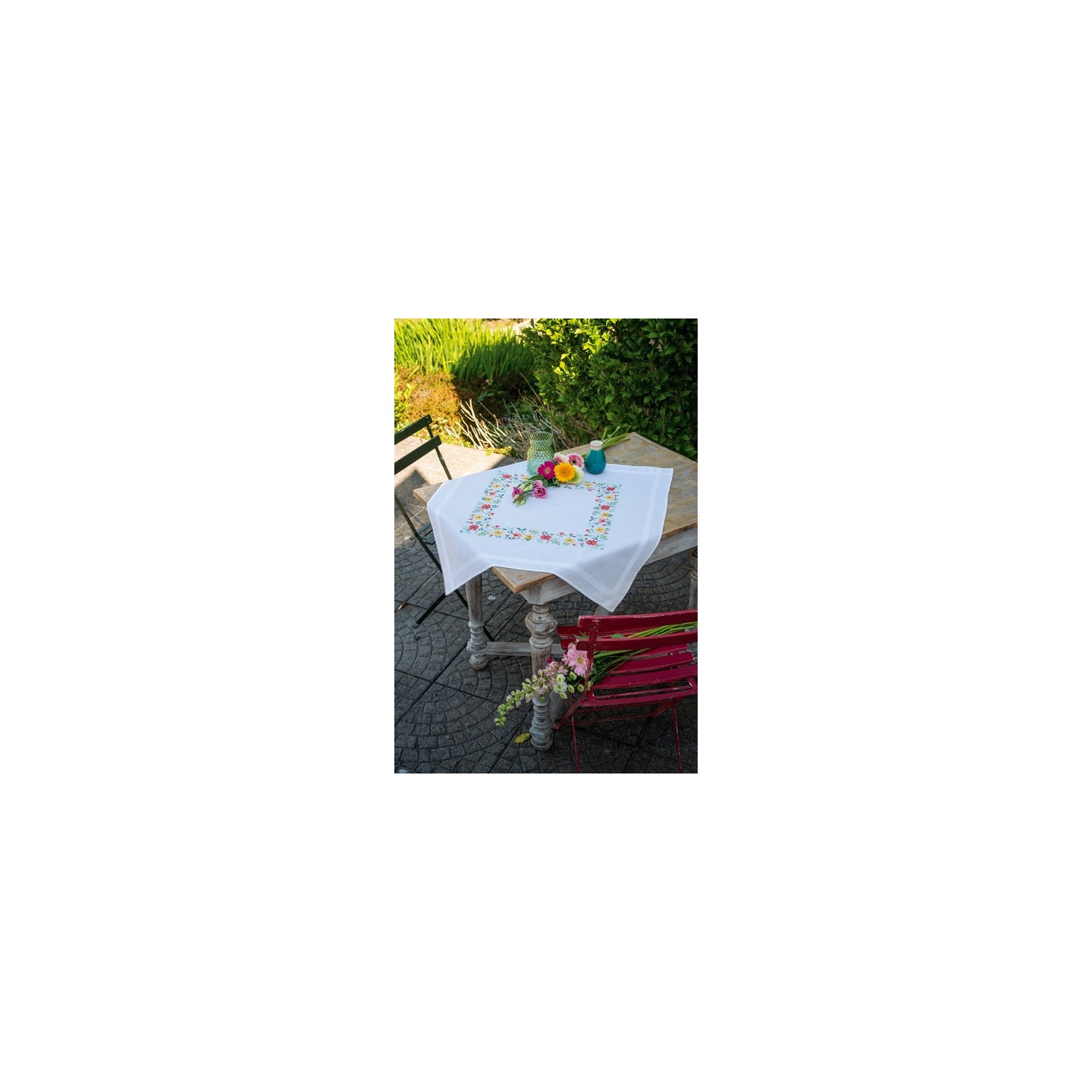 Bedruckte Deckepackung frische Blumen