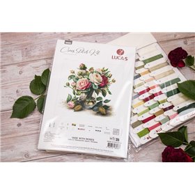 Kit de broderie Vase avec des roses Kit de broderie Vase avec des roses