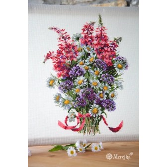Embroidery kit The field bouquet