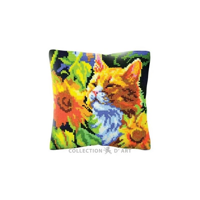Borduurkussen Kat in zonnebloemen 5502 Borduurkussen Kat in zonnebloemen 5502