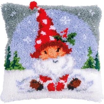 Latch hook cushion kit Christmas gnome in the snow 201456