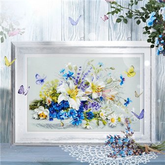 Stickset Lilien und Kornblumen