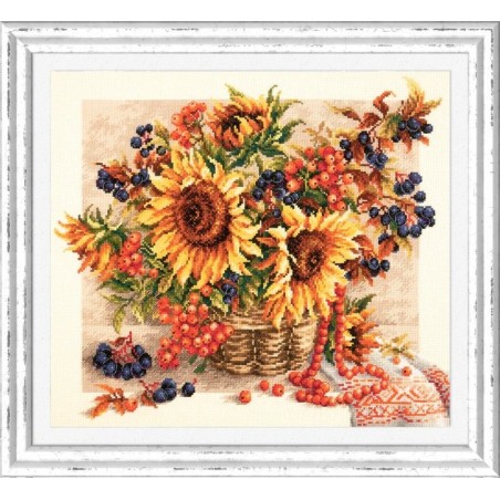 Embroidery kit Rowanberries Garland
