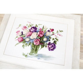Embroidery kit Tulips