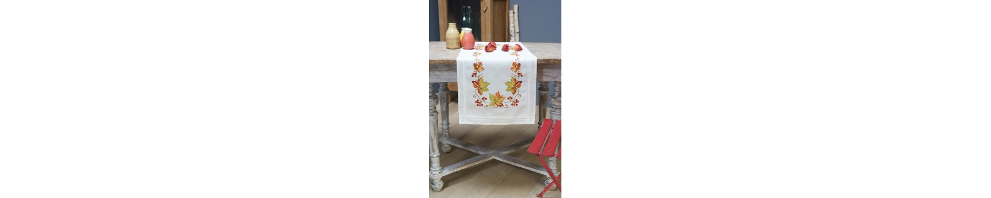 Nappes et chemins de table